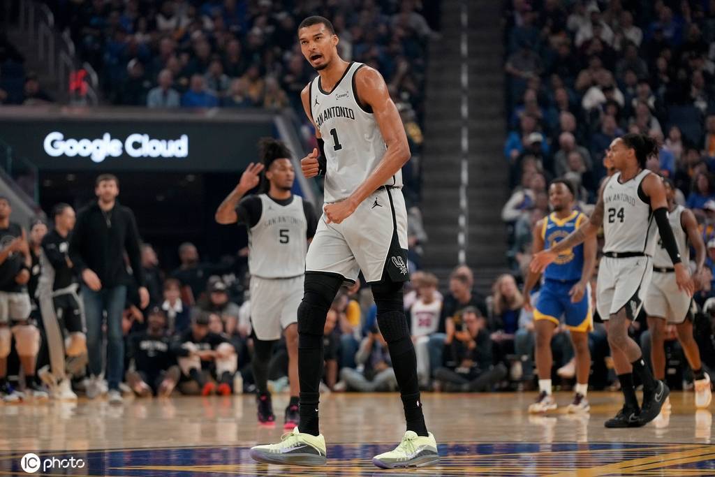 MVP正名战！文班的回应：出战29分钟 22中16爆砍41+18